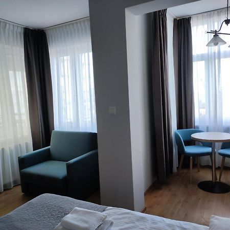 Polonia Bed & Breakfast เมียนซิดดรอแย ภายนอก รูปภาพ