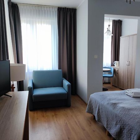 Polonia Bed & Breakfast เมียนซิดดรอแย ภายนอก รูปภาพ